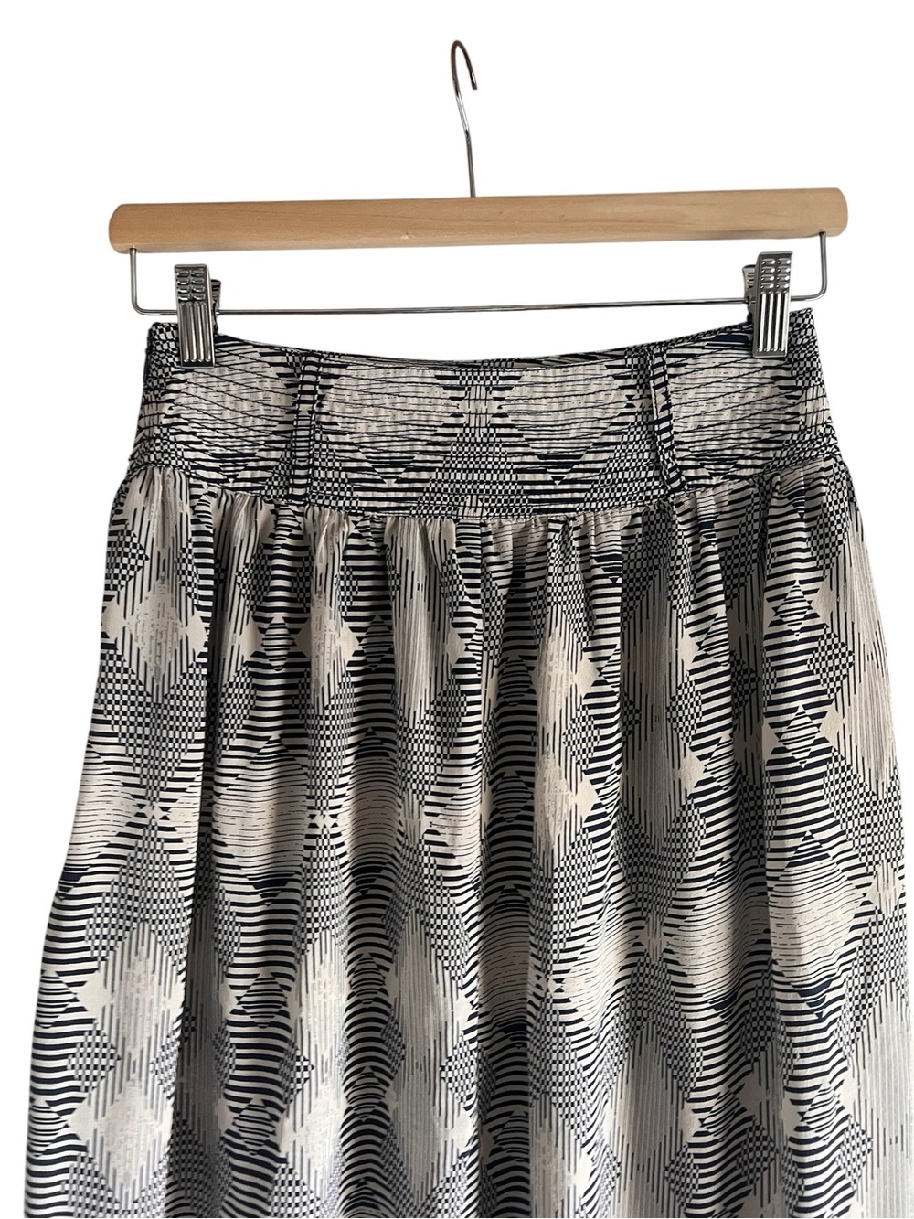 Greylin gathered geometric print silky midi skirt size XS excellent condition - Picture 7 of 10